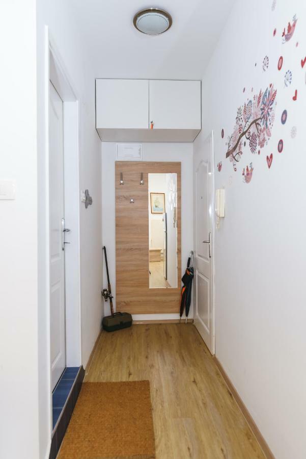 Apartment Martin ไพราน ภายนอก รูปภาพ